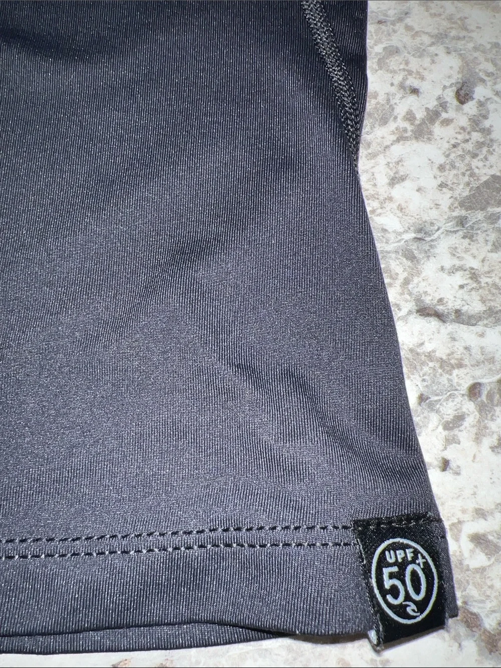 Rip Curl Men's Black & Gray Short-Sleeve Rash Guard